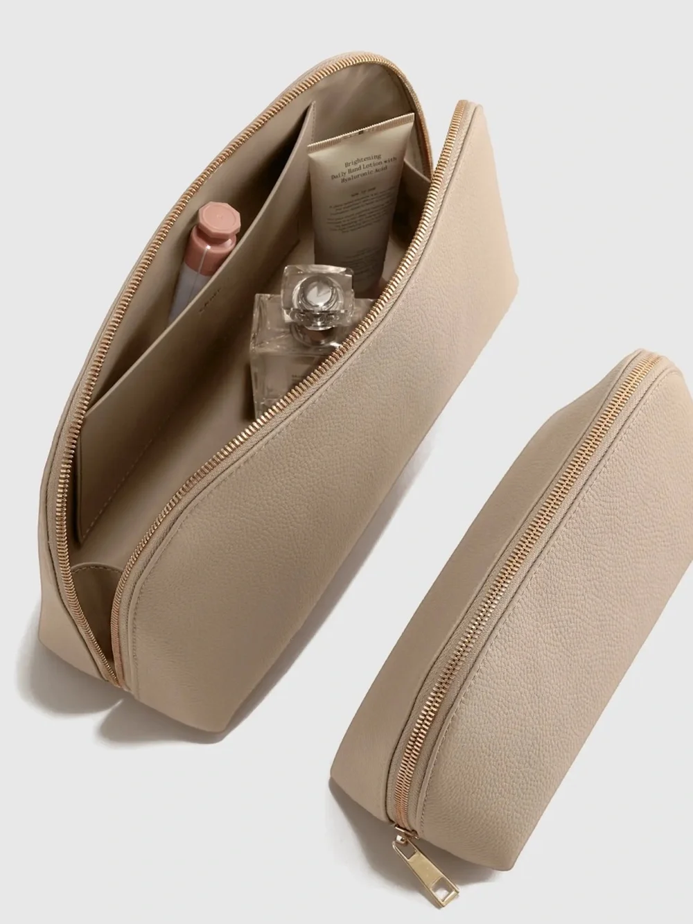 Quince Italian Leather cosmetic travel set